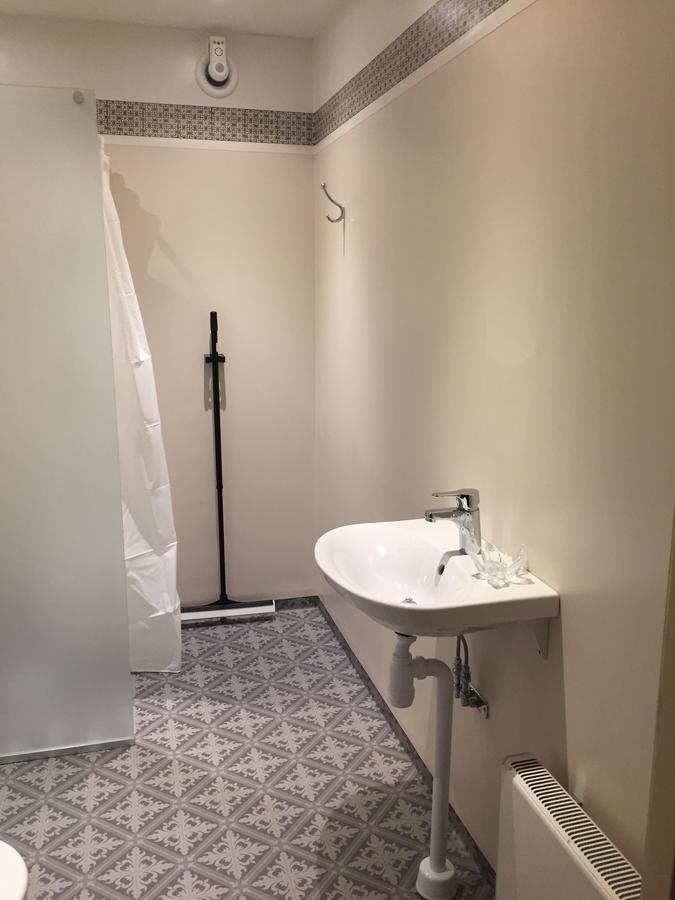 Gaestgivars Vandrarhem Och B&B Йервсё Экстерьер фото