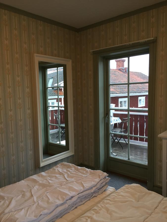 Gaestgivars Vandrarhem Och B&B Йервсё Экстерьер фото